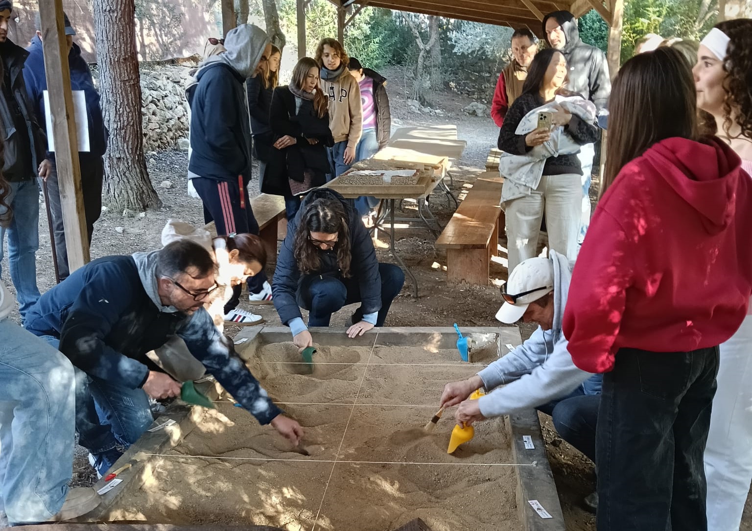 Les famílies dels grups G1 i G2 a la Ciutadella Ibèrica | Imagen